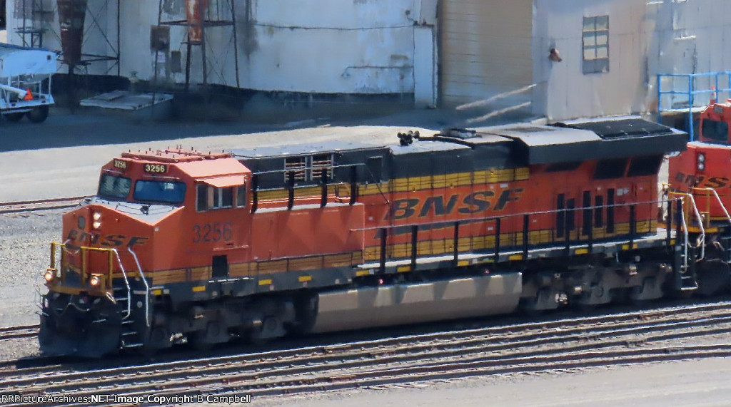 BNSF 3256